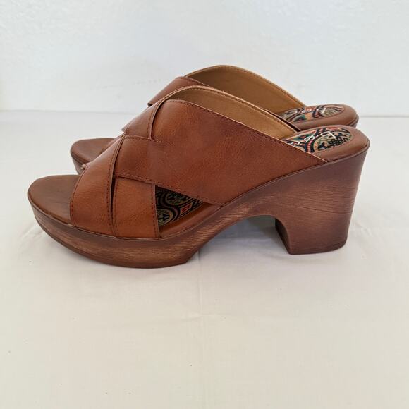 BOC Gina SlipOn Leather Crisscross Platform Sandals Sz 9 Chunky Brown Granny New - Picture 9 of 10